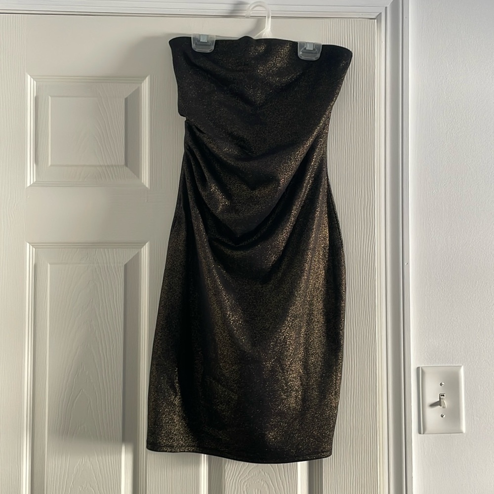 Rachel Roy strapless black / gold mini dress